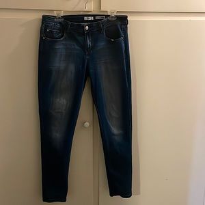 Selling used Kensie/Skinny Jeans, size 12(31). Excellent condition.